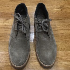 vince scott suede chukka boot